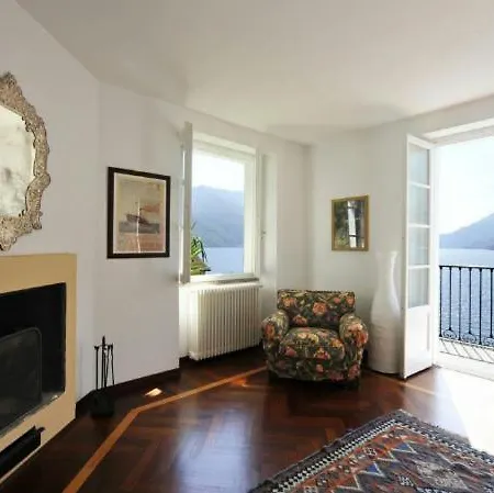 Villa Sleeps 8
