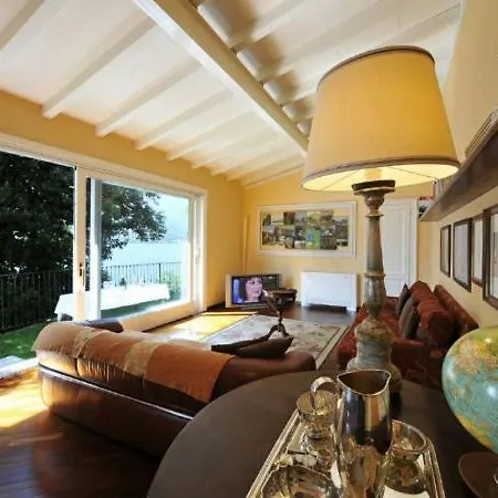 Sleeps 8 *