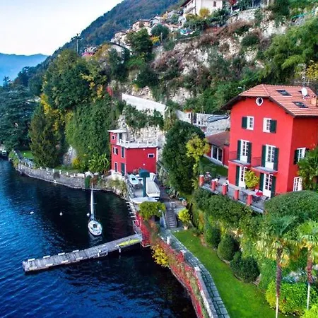 Sleeps 8 Villa Pognana Lario
